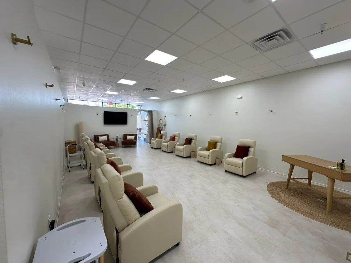 Retail for Lease - Perkins Crossing Shopping Center — Lease in Baton Rouge, LA, photo 7 of 8