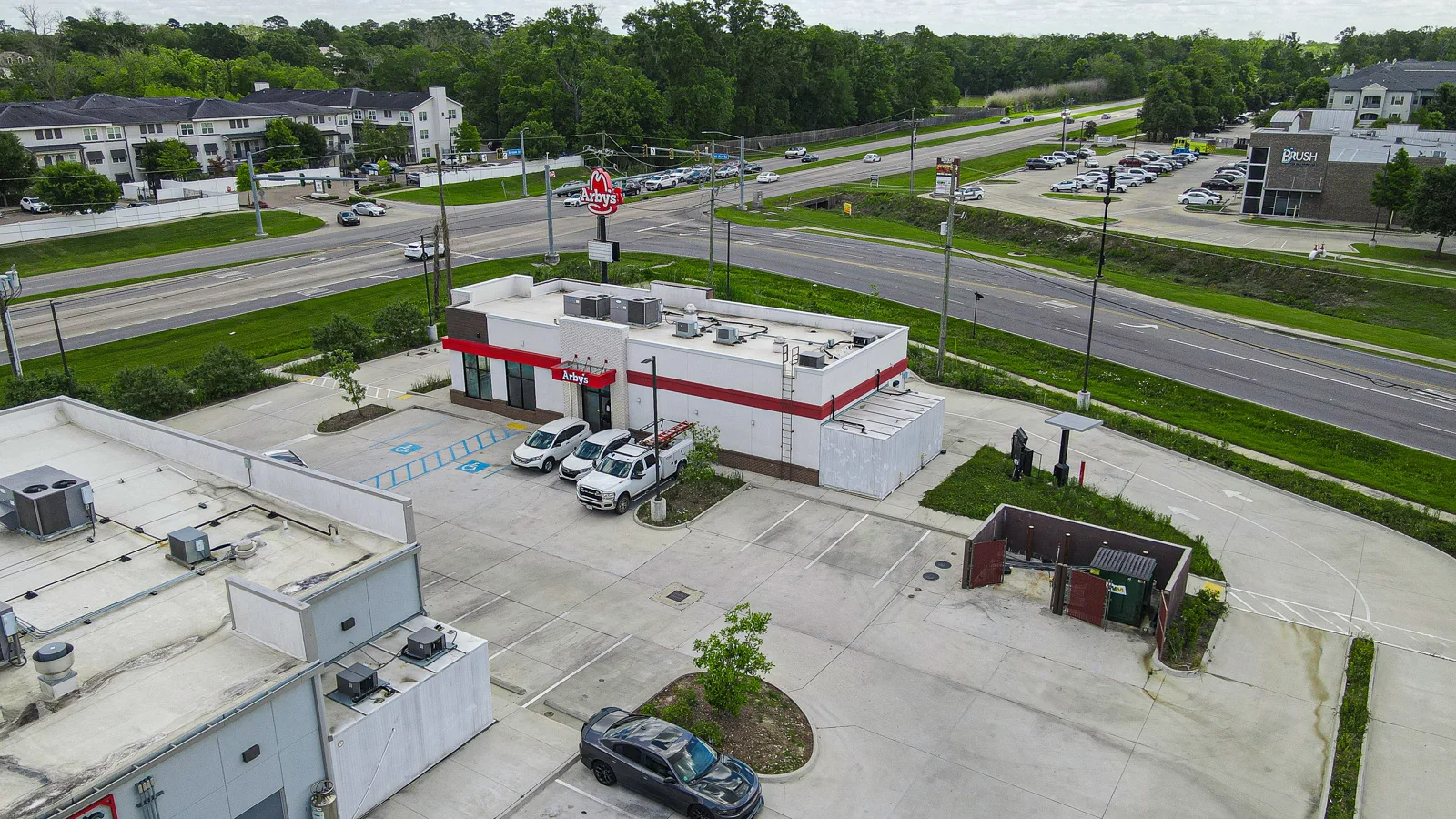Retail in Baton Rouge, LA — Lease in Baton Rouge, LA, photo 7 of 8