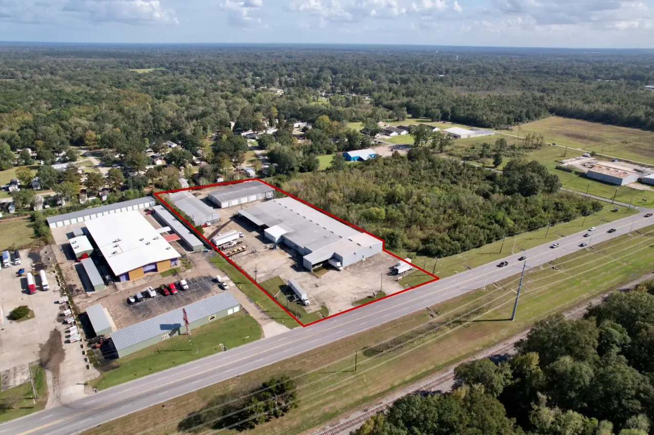 Industrial Complex for Sale or Lease — Sale in Baker, LA, photo 1 of 8