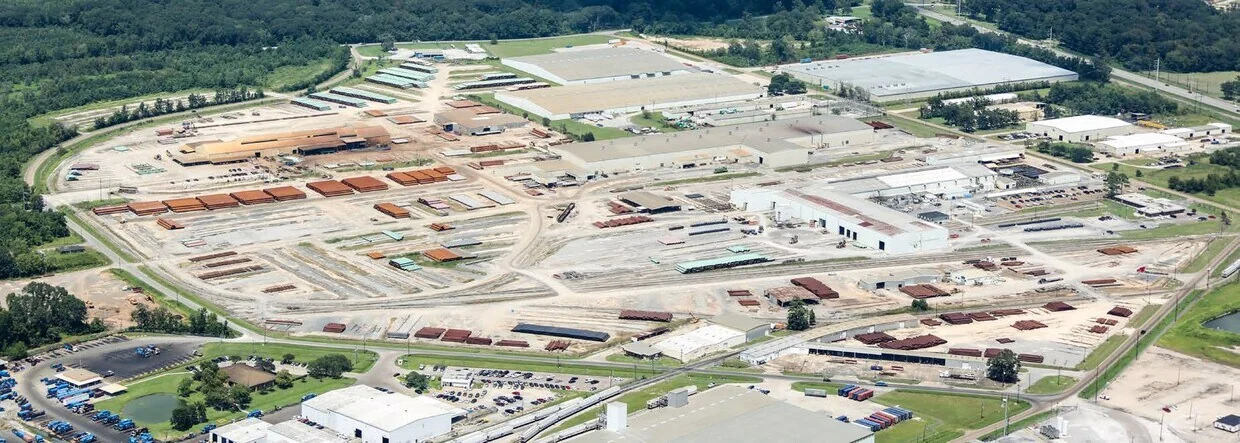 ±118k SF Rail-Served Facility (Site 1) — Sale in Baton Rouge, LA, photo 2 of 6