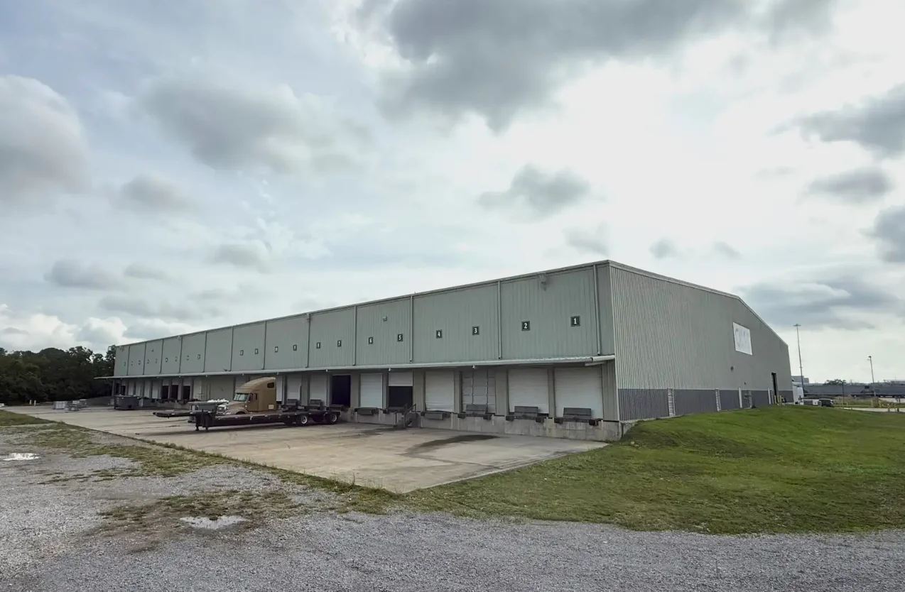 1000 Le Blanc Rd — Lease in Port Allen, LA, photo 1 of 6