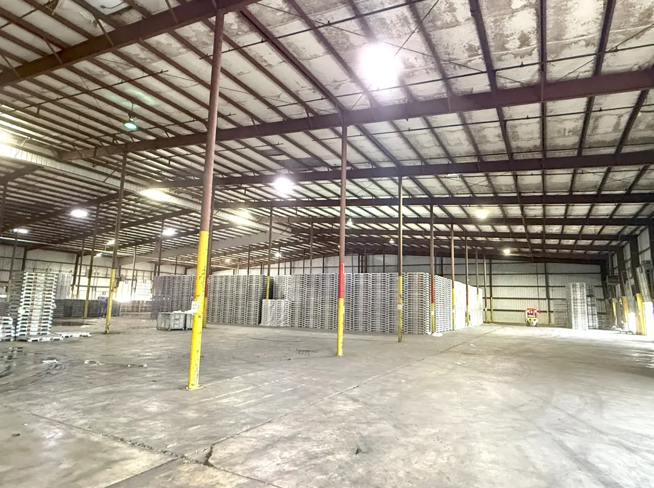 1000 Le Blanc Rd — Lease in Port Allen, LA, photo 5 of 6