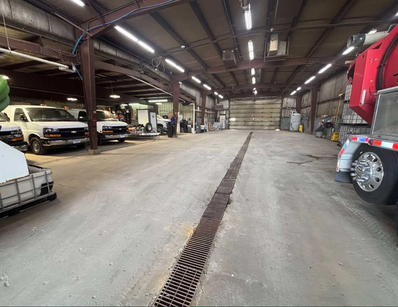 Industrial in Inver Grove Heights, MN — Lease in Inver Grove Heights, MN, photo 2 of 5