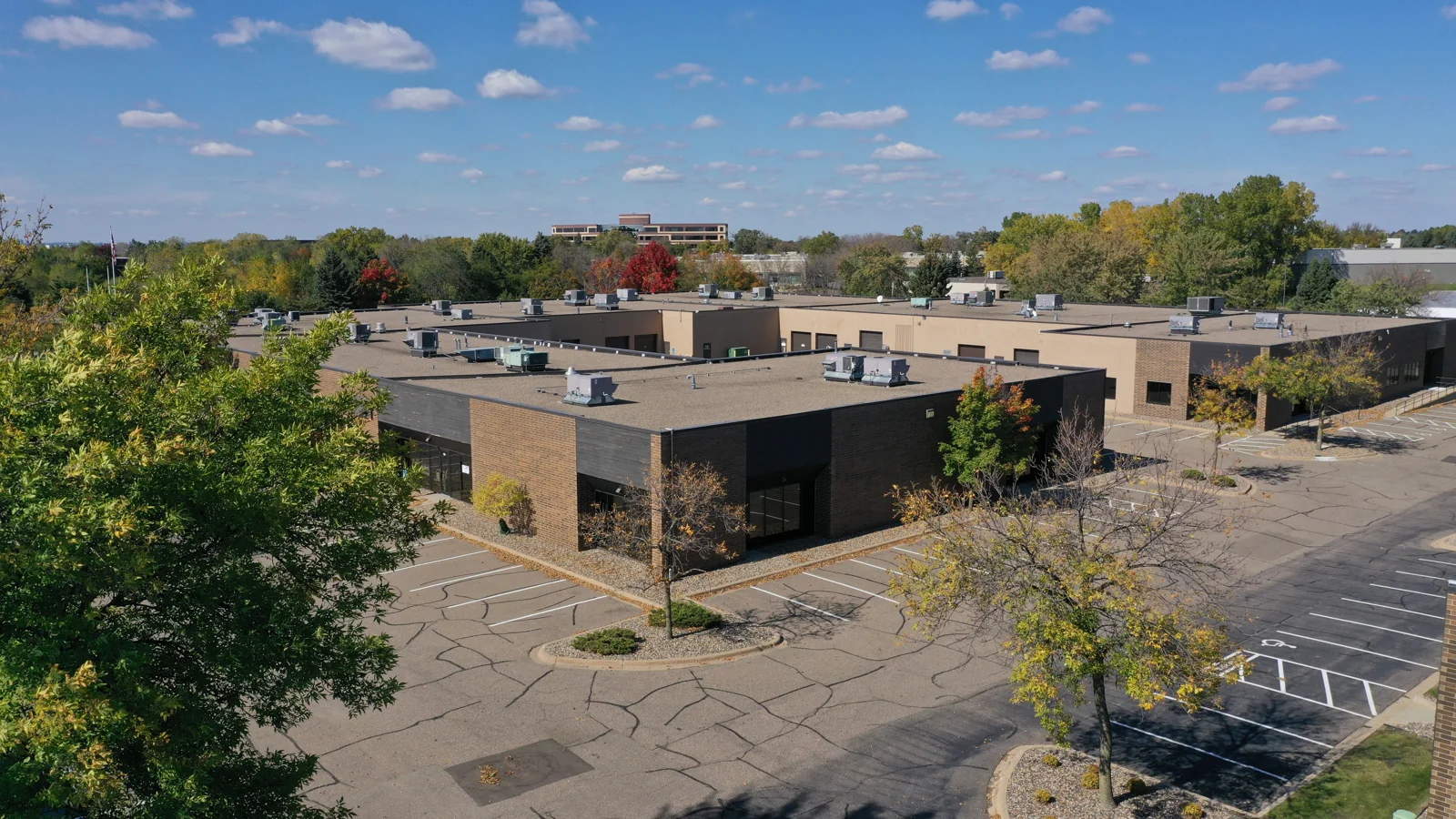 Eagandale Business Campus IV — Lease in Eagan, MN, photo 1 of 1