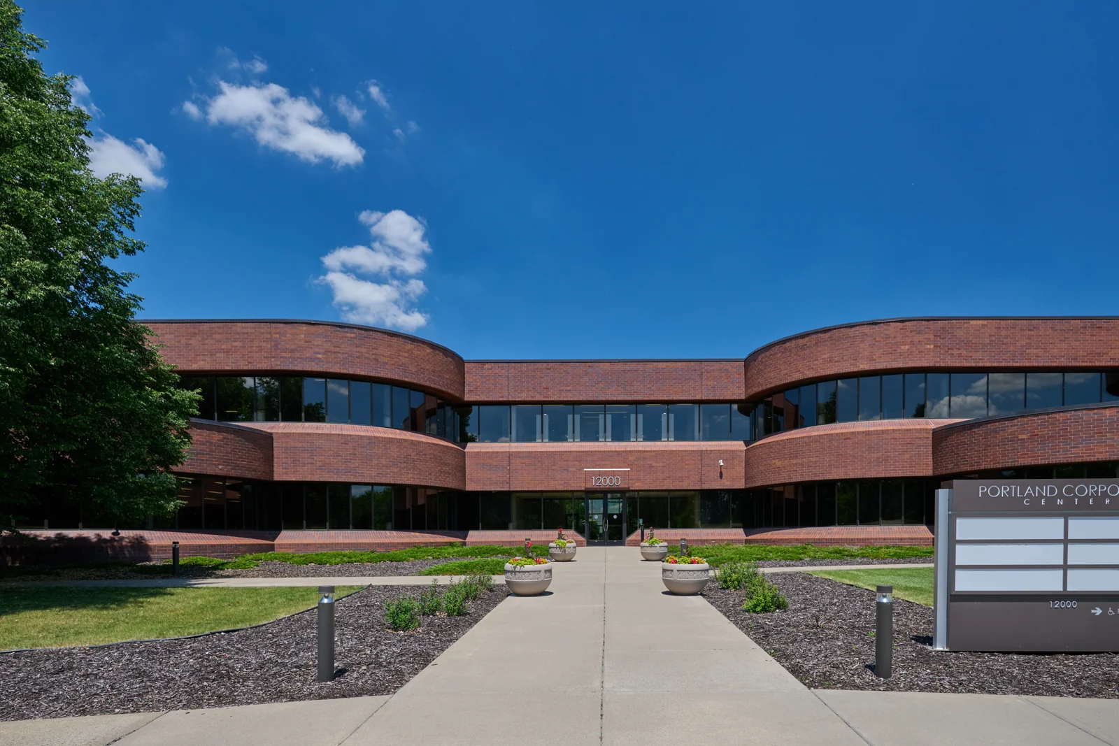 12000 Portland Ave — Lease in Burnsville, MN, photo 1 of 7