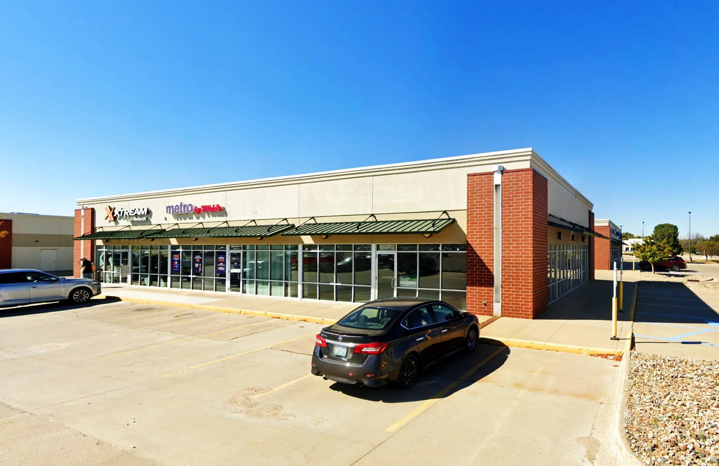 Indianhead Square Shopping Center — Lease in Mason City, IA, photo 4 of 6