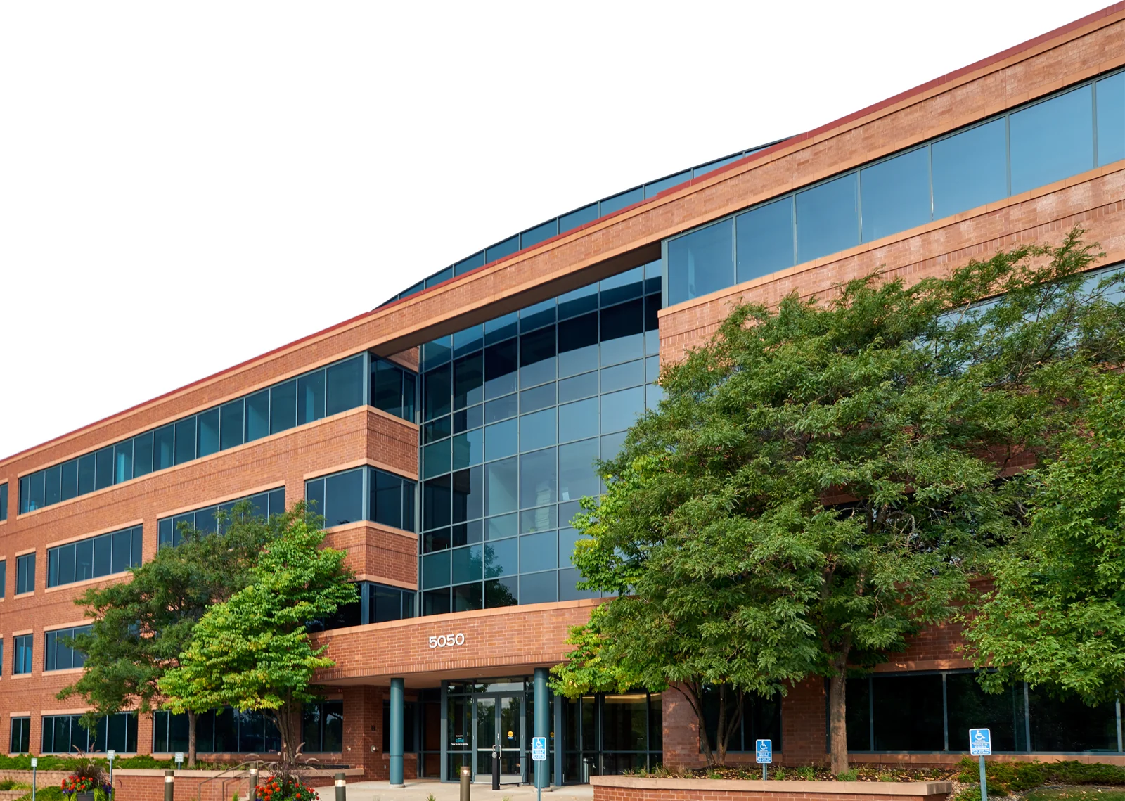 Interlachen Corporate Center — Lease in Edina, MN, photo 1 of 1