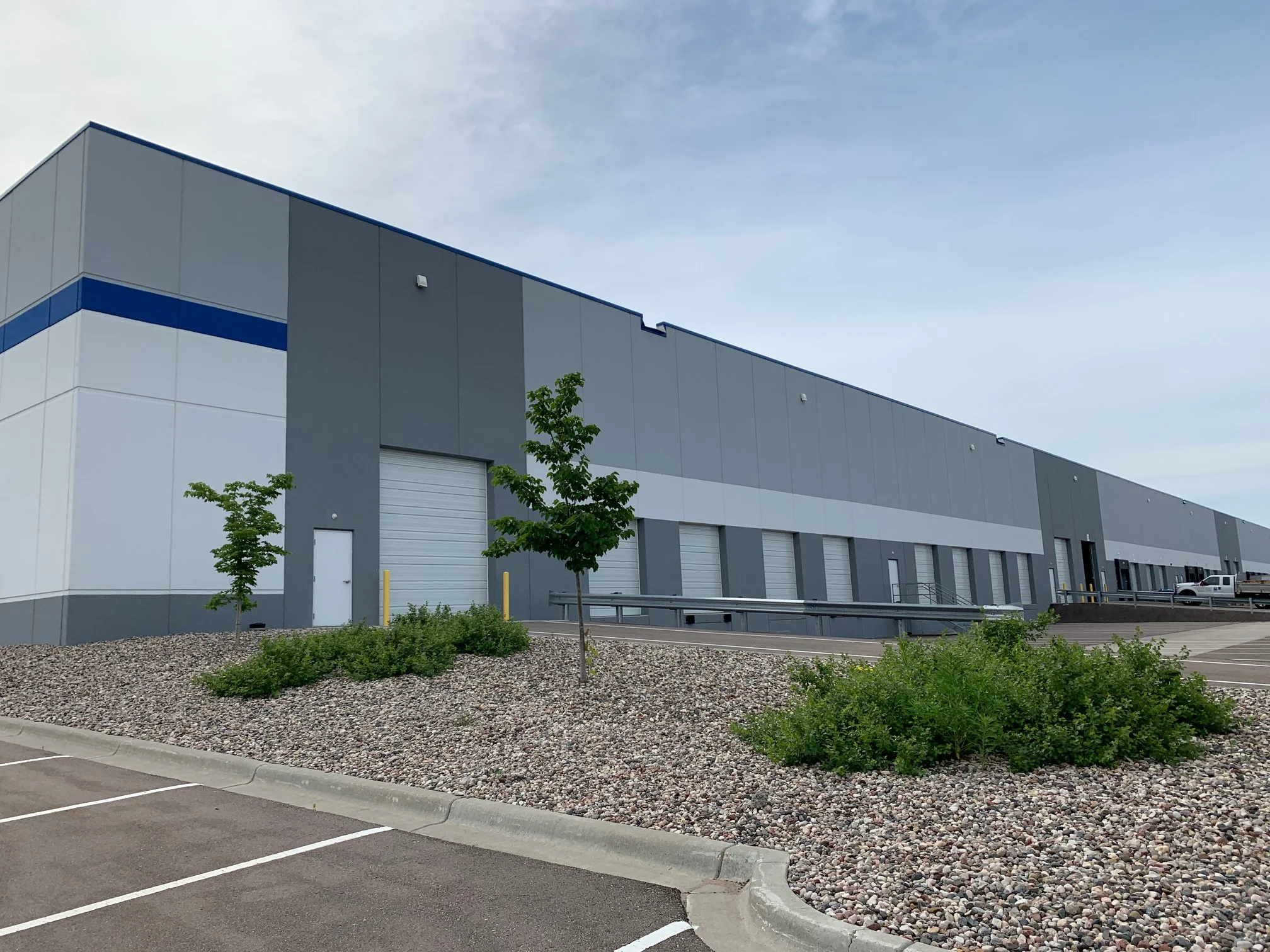 Valley Park Business Center III — Lease in Shakopee, MN, photo 2 of 2