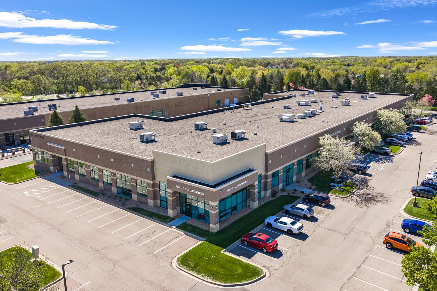 Dell Five H — Lease in Chanhassen, MN, photo 1 of 1