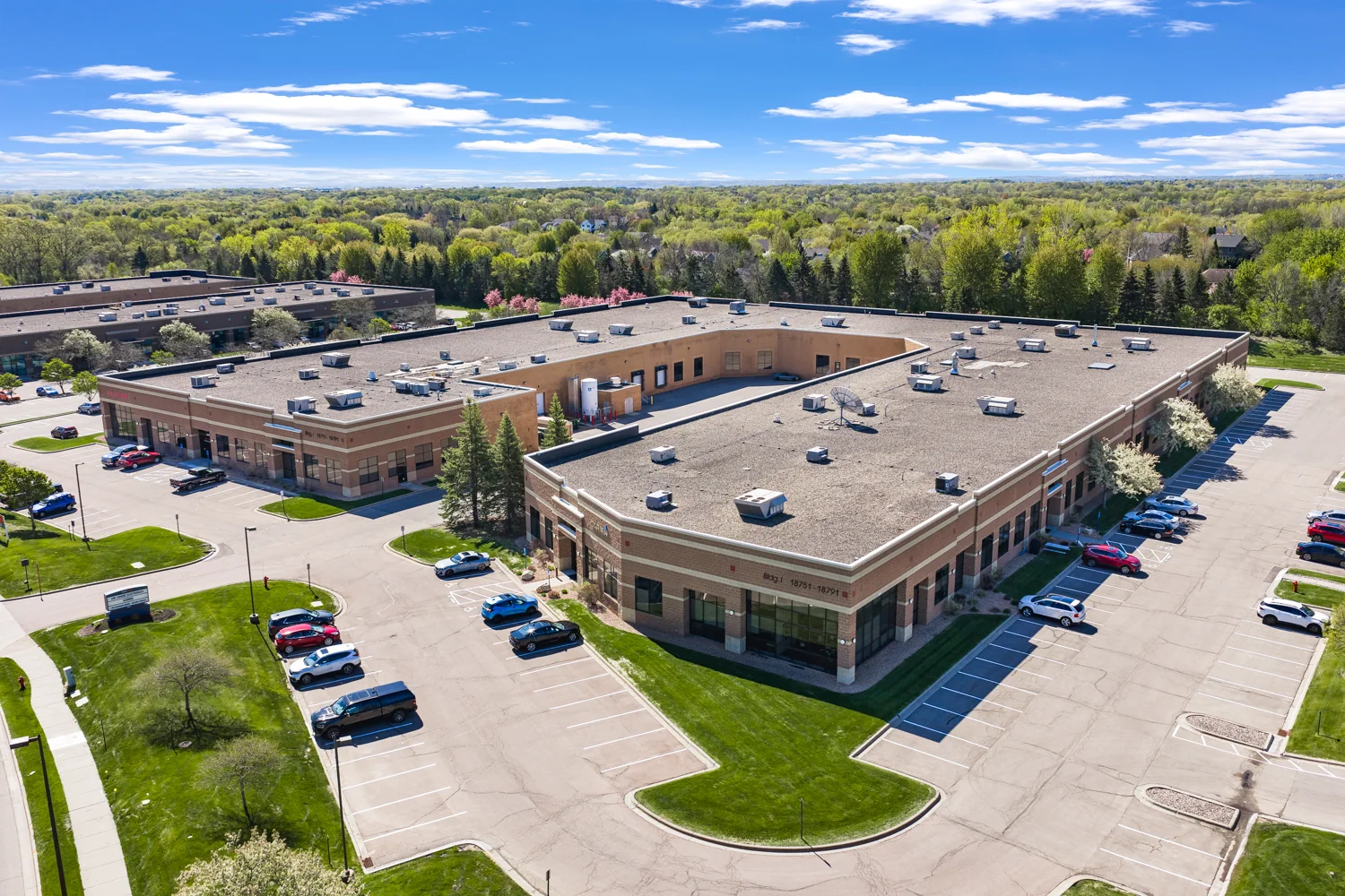 Dell Five I — Lease in Chanhassen, MN, photo 1 of 1