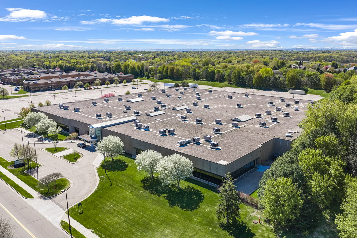 Dell Five J — Sale in Chanhassen, MN, photo 1 of 1