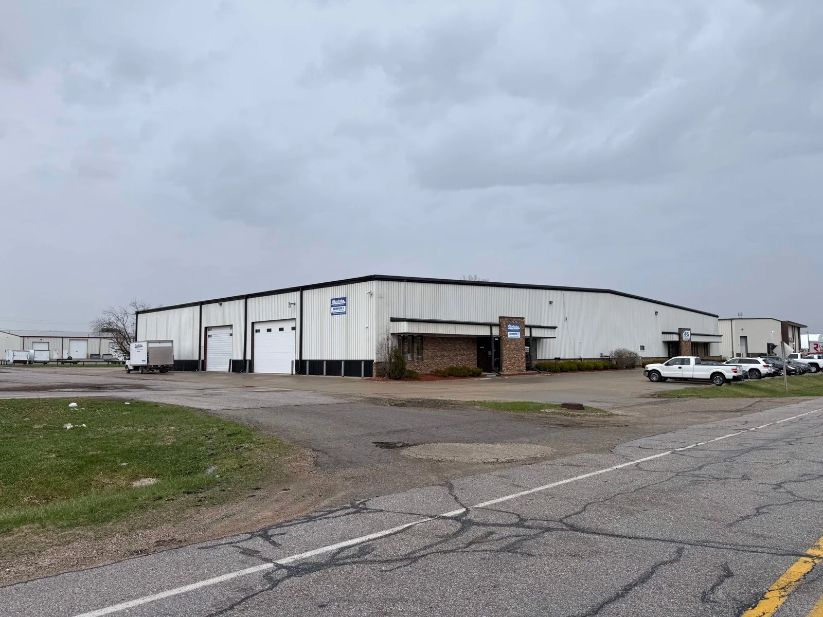 5727 NE 16th St — Lease in Des Moines, IA, photo 8 of 8