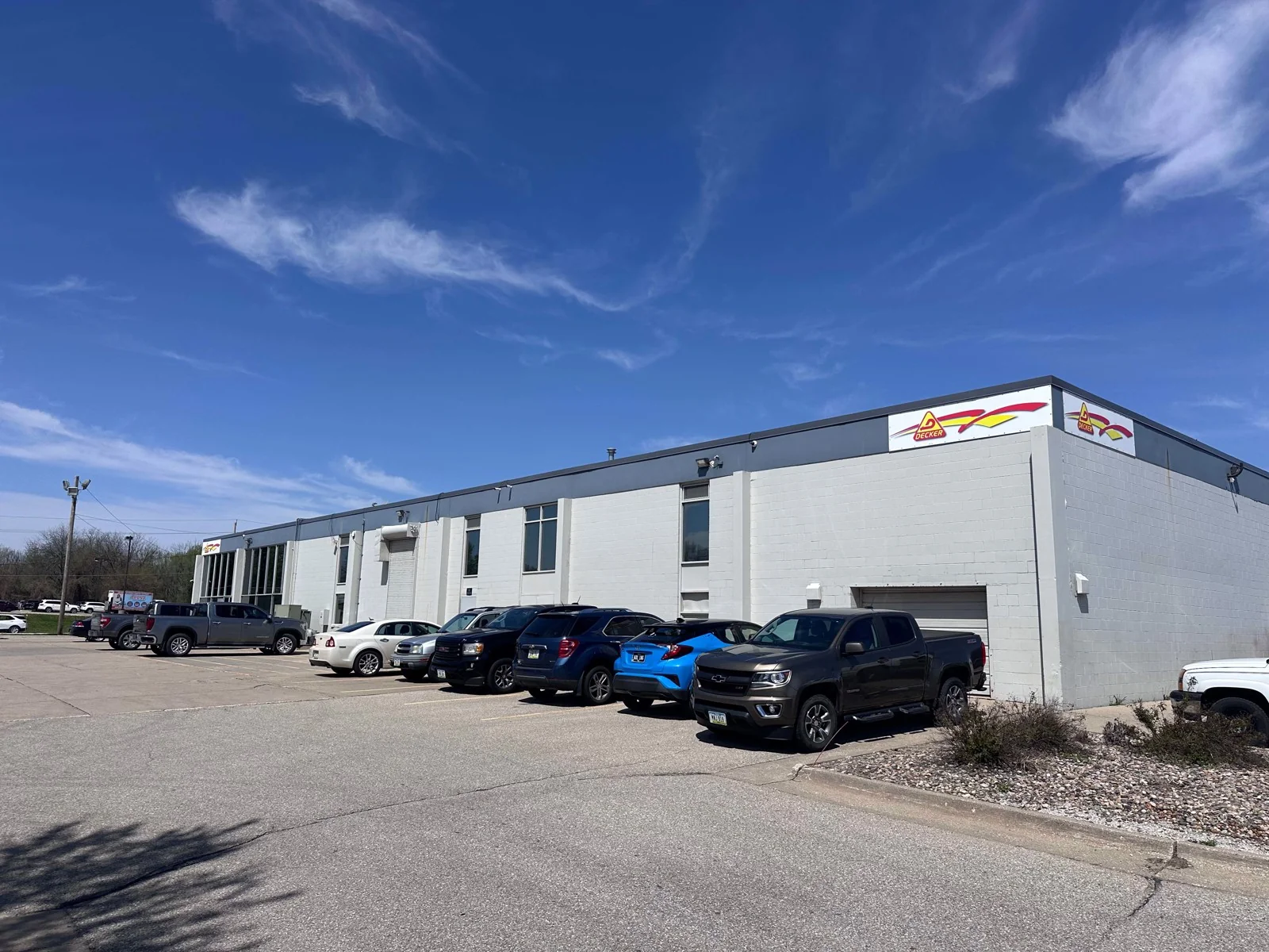 5325 NE 14th St — Lease in Des Moines, IA, photo 4 of 8