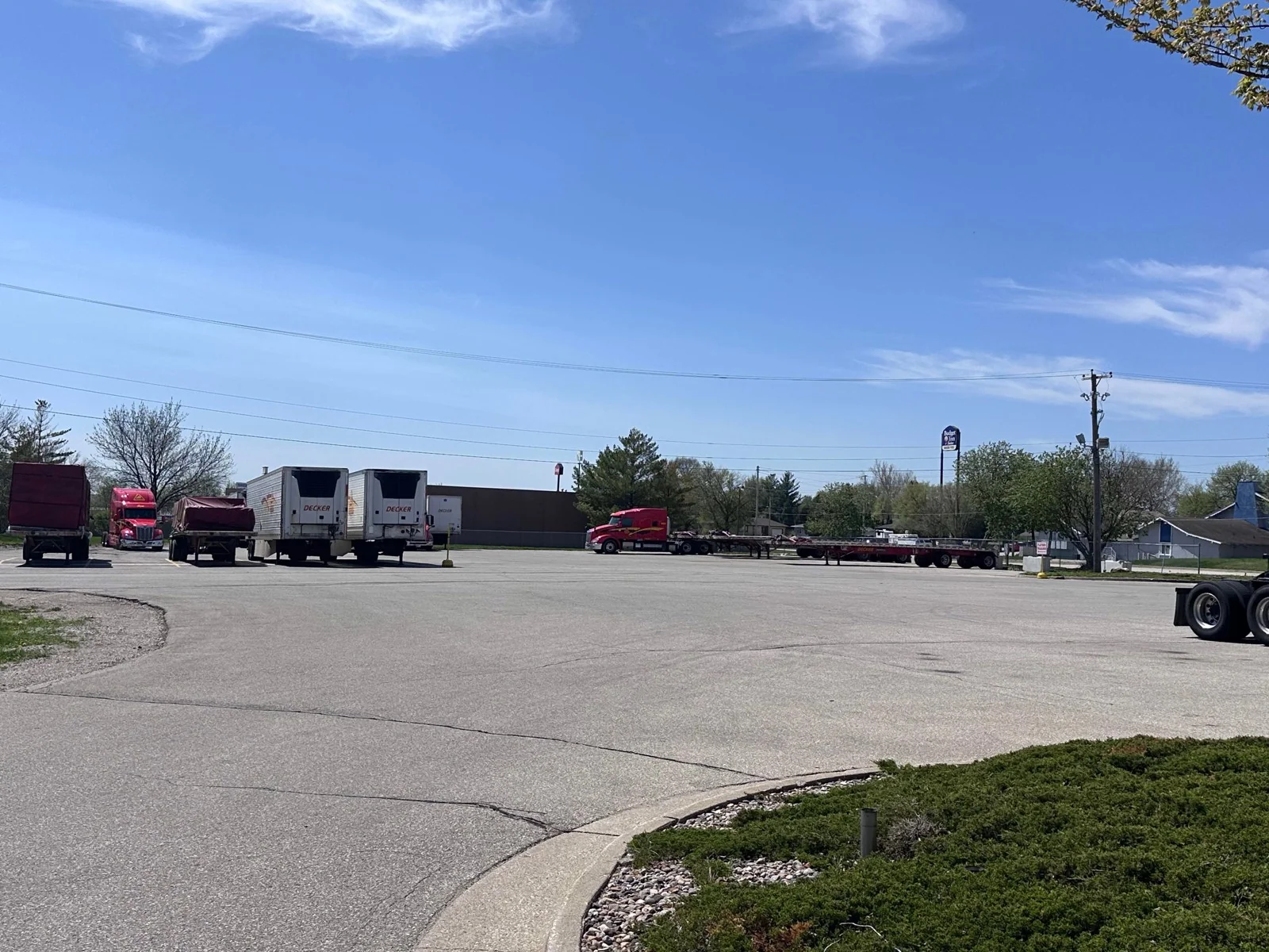 5325 NE 14th St — Lease in Des Moines, IA, photo 6 of 8