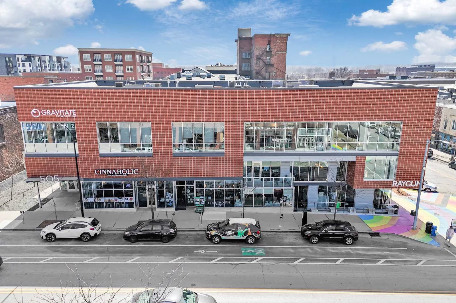 Retail in Des Moines, IA — Lease in Des Moines, IA, photo 3 of 8