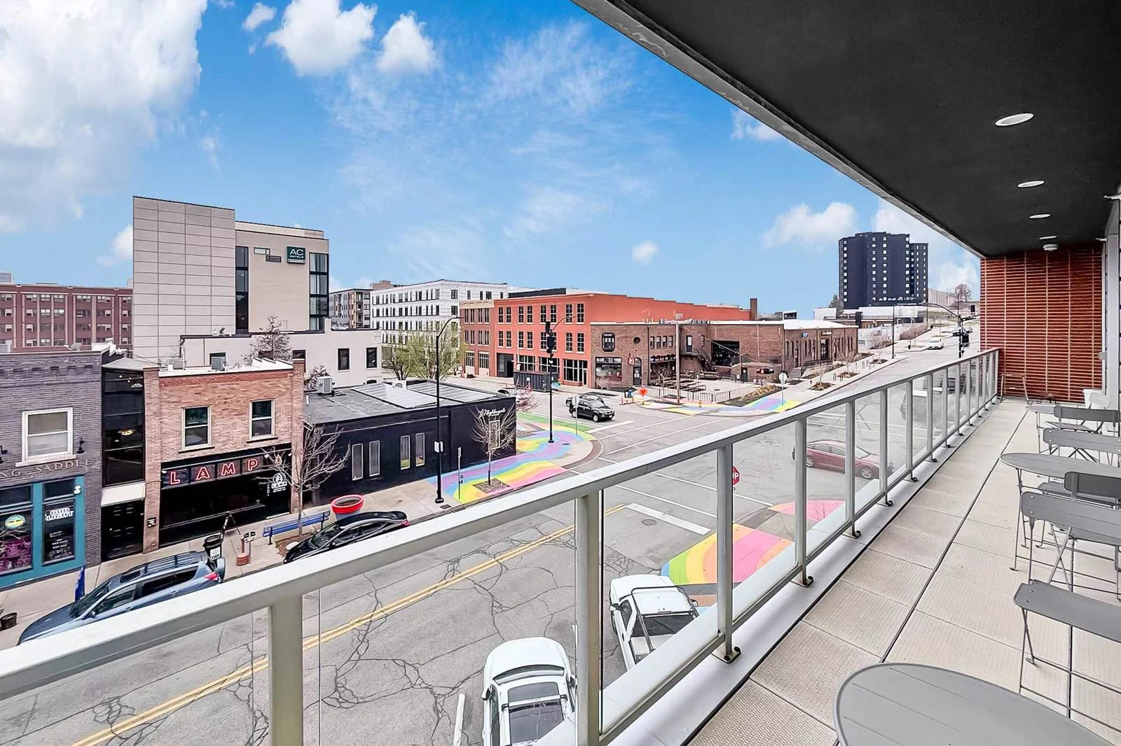 Retail in Des Moines, IA — Lease in Des Moines, IA, photo 5 of 8