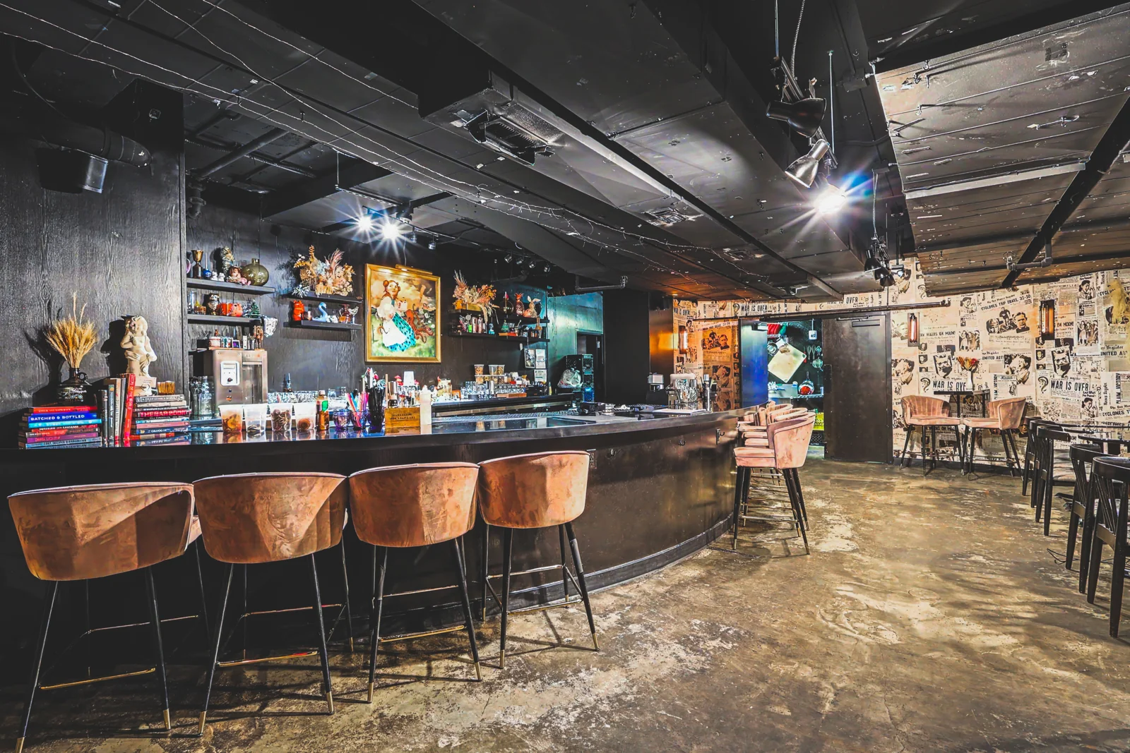 717 Locust Street - Bar & Lounge Space — Lease in Des Moines, IA, photo 2 of 8
