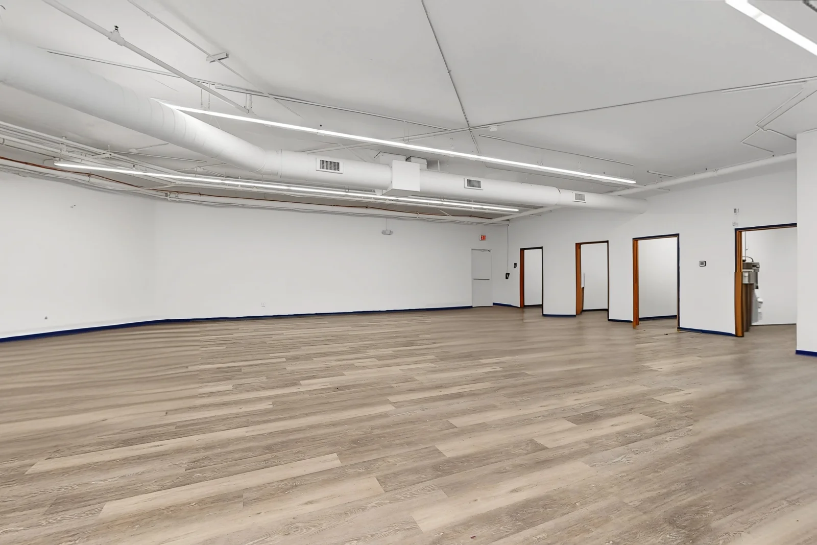 Westmark Plaza II — Lease in Urbandale, IA, photo 2 of 4