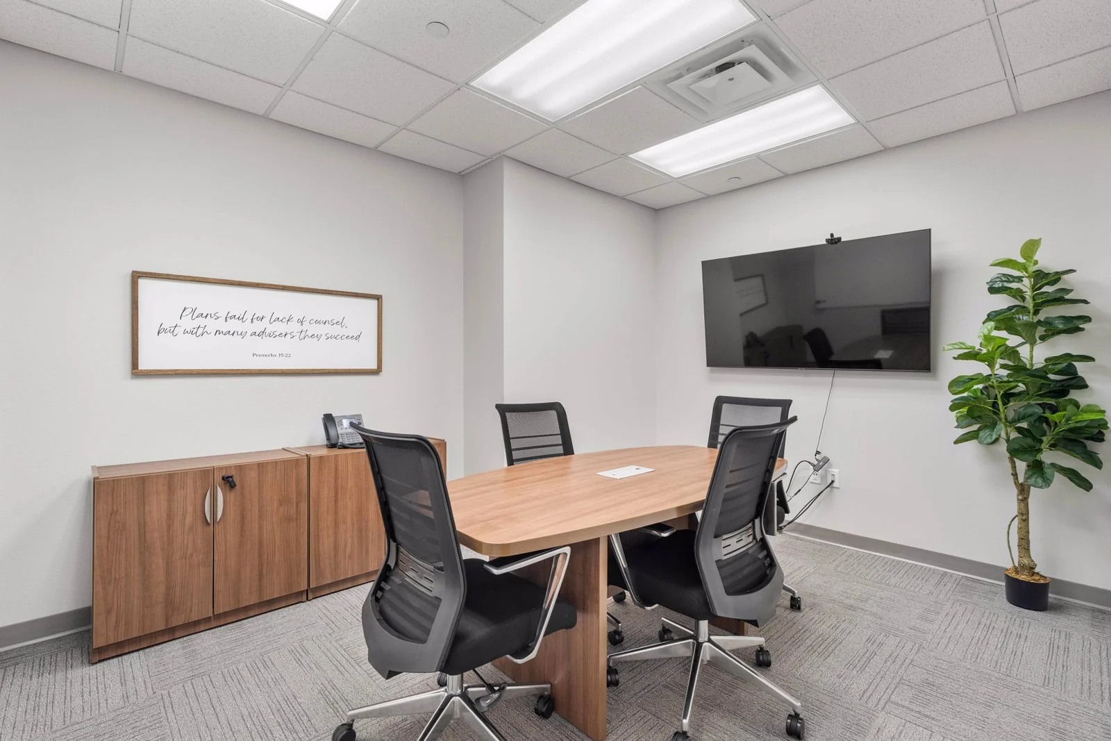 4920 Pleasant St — Lease in West Des Moines, IA, photo 7 of 8