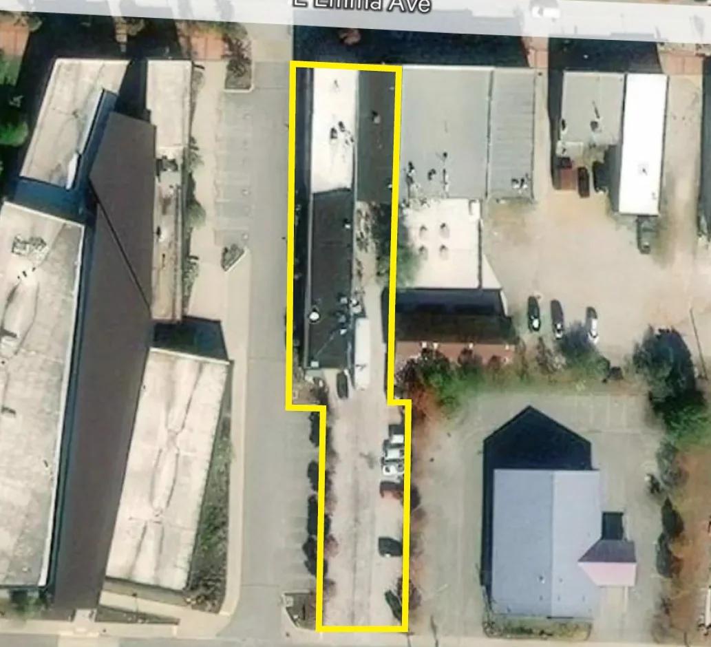 321-323 E Emma Ave — Lease in Springdale, AR, photo 4 of 8