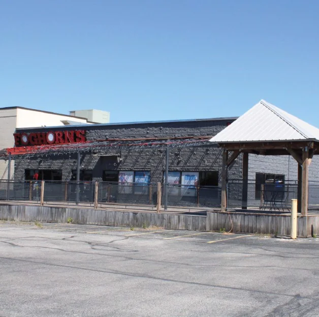 Retail in Rogers, AR — Lease in Rogers, AR, photo 2 of 4