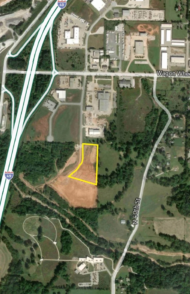45th St — Lease in Springdale, AR, photo 4 of 5
