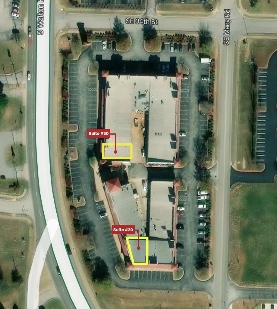 Highly Visible Retail Space — Lease in Bentonville, AR, photo 4 of 8