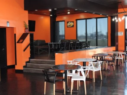 Highly Visible Retail Space — Lease in Bentonville, AR, photo 6 of 8