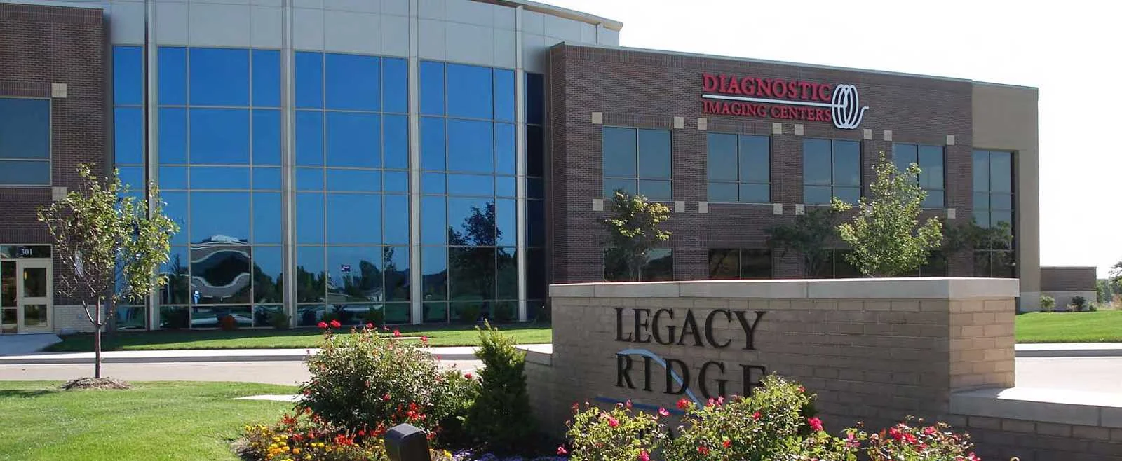 Legacy Ridge Medical Plaza — Lease in Lee's Summit, MO, photo 1 of 5