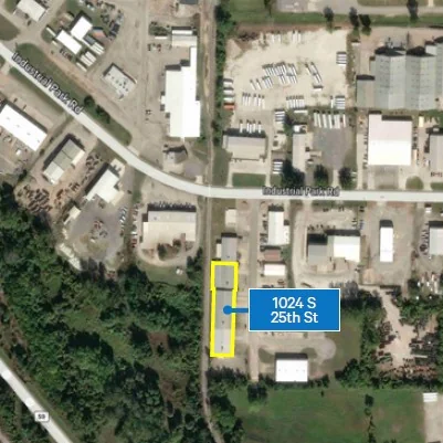 Industrial Building for Lease in Van Buren — Lease in Van Buren, AR, photo 2 of 7