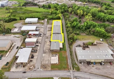 Industrial Building for Lease in Van Buren — Lease in Van Buren, AR, photo 6 of 7