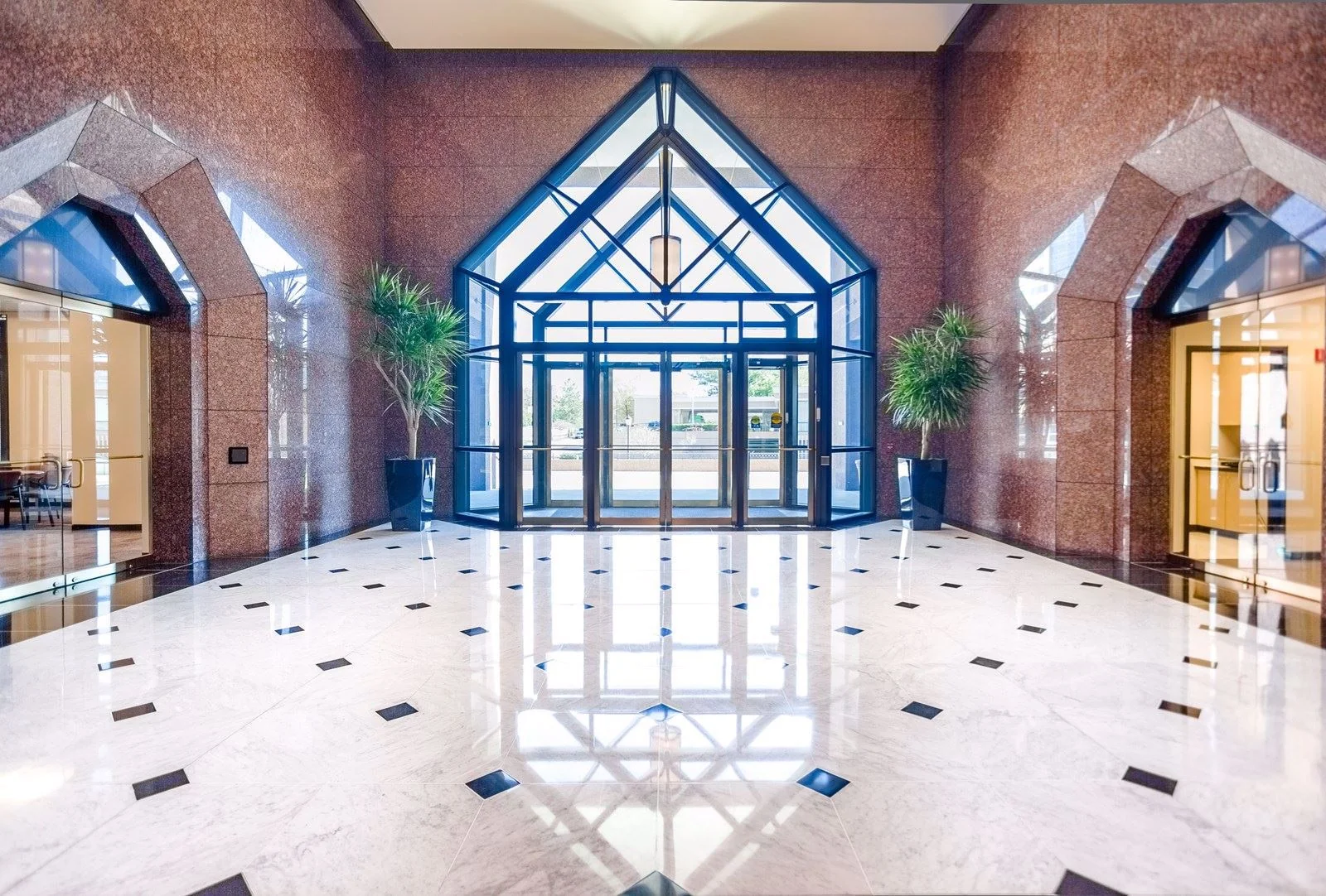 Tower II — Lease in Kansas City, MO, photo 5 of 5