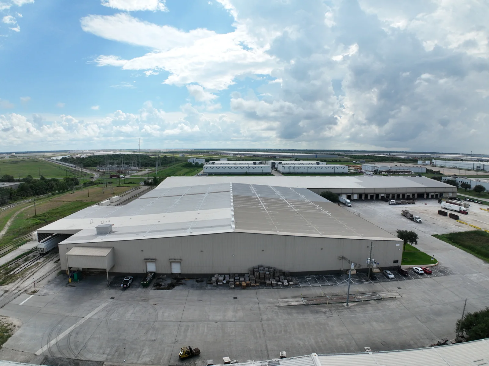 Industrial in Baytown, TX — Lease in Baytown, TX, photo 2 of 4