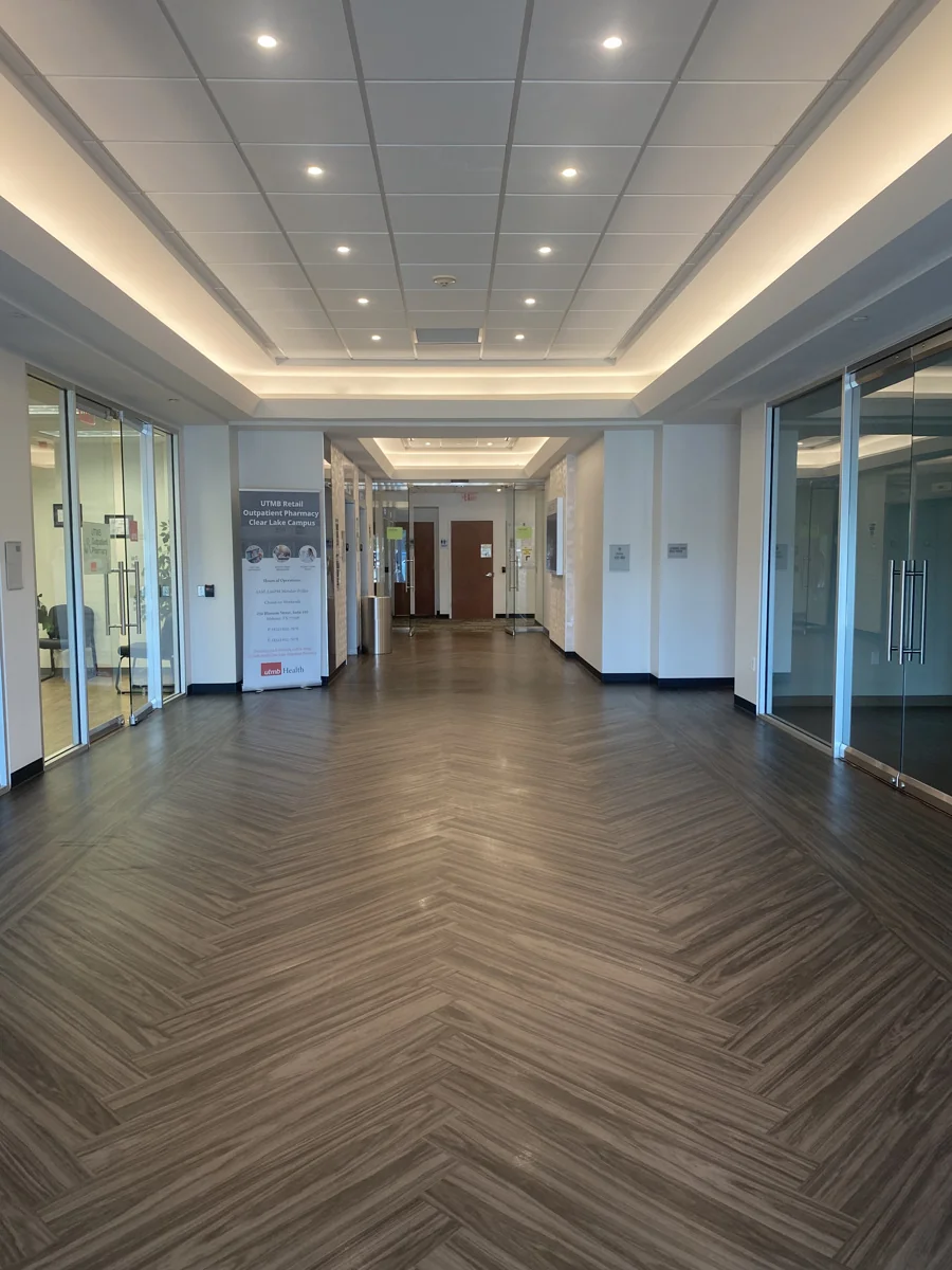 Clear Lake Medical Office Building — Lease in Webster, TX, photo 4 of 6