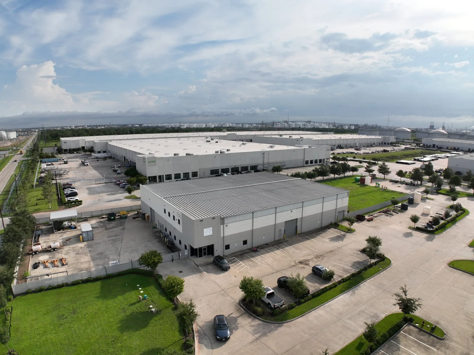 Industrial in Pasadena, TX — Lease in Pasadena, TX, photo 1 of 6