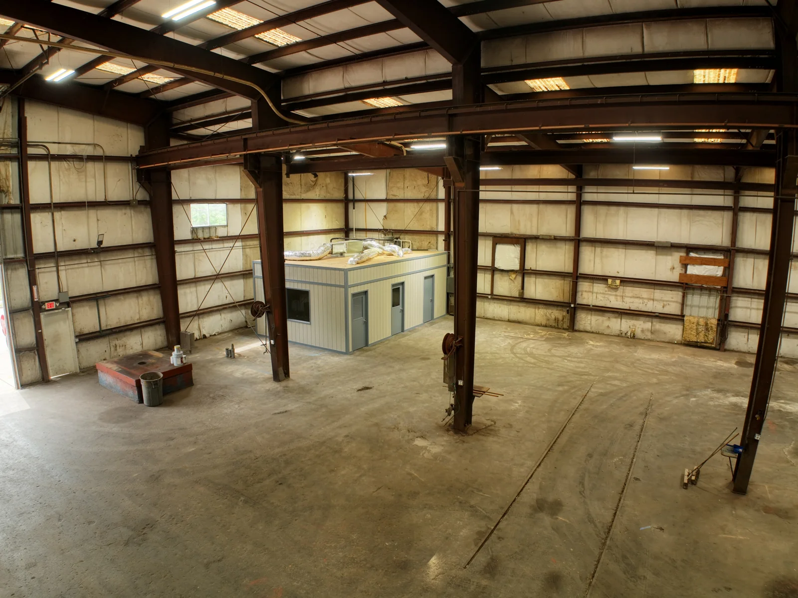 Industrial in Pasadena, TX — Lease in Pasadena, TX, photo 3 of 5