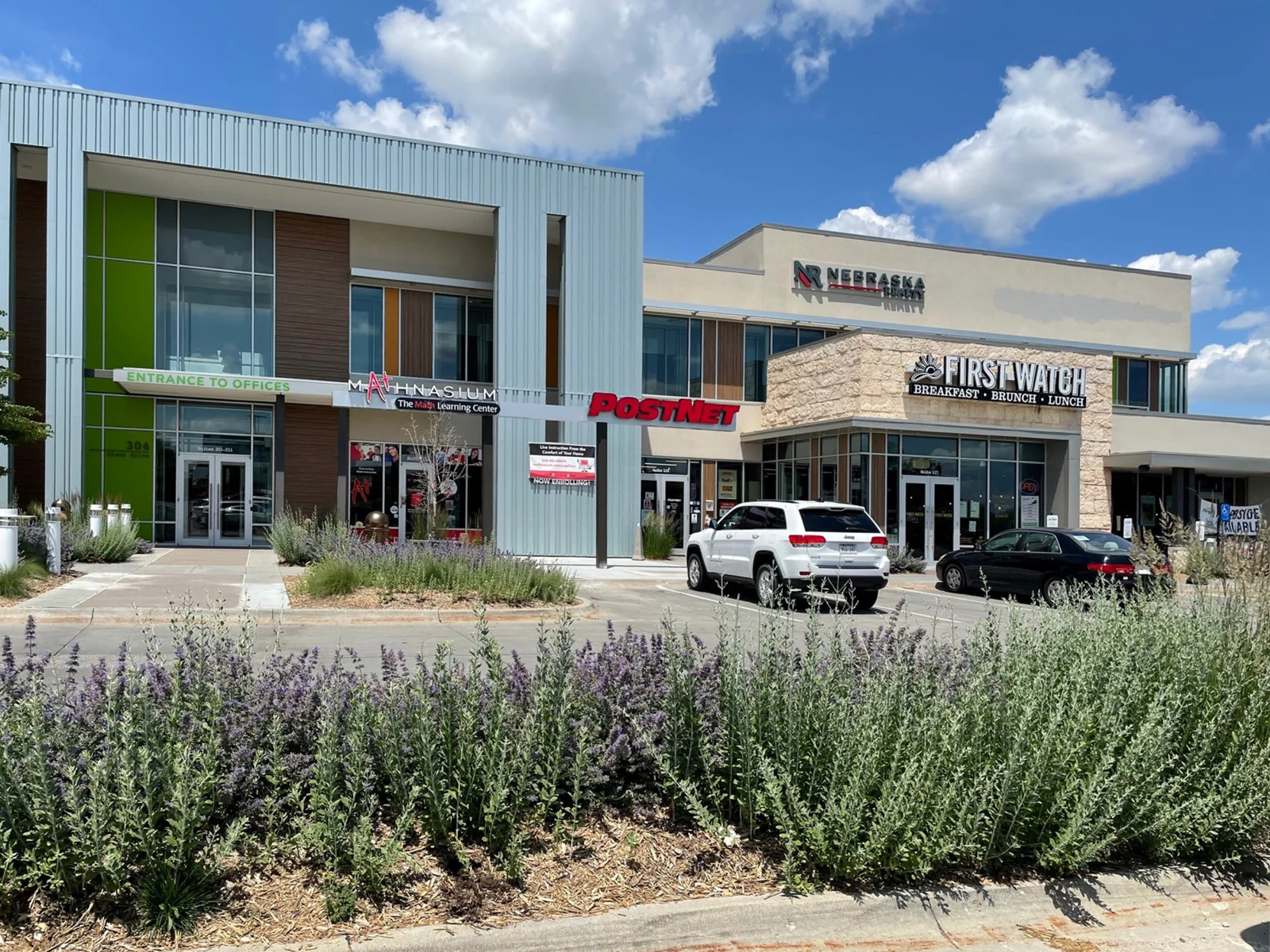 Midlands Place — Lease in Papillion, NE, photo 1 of 3