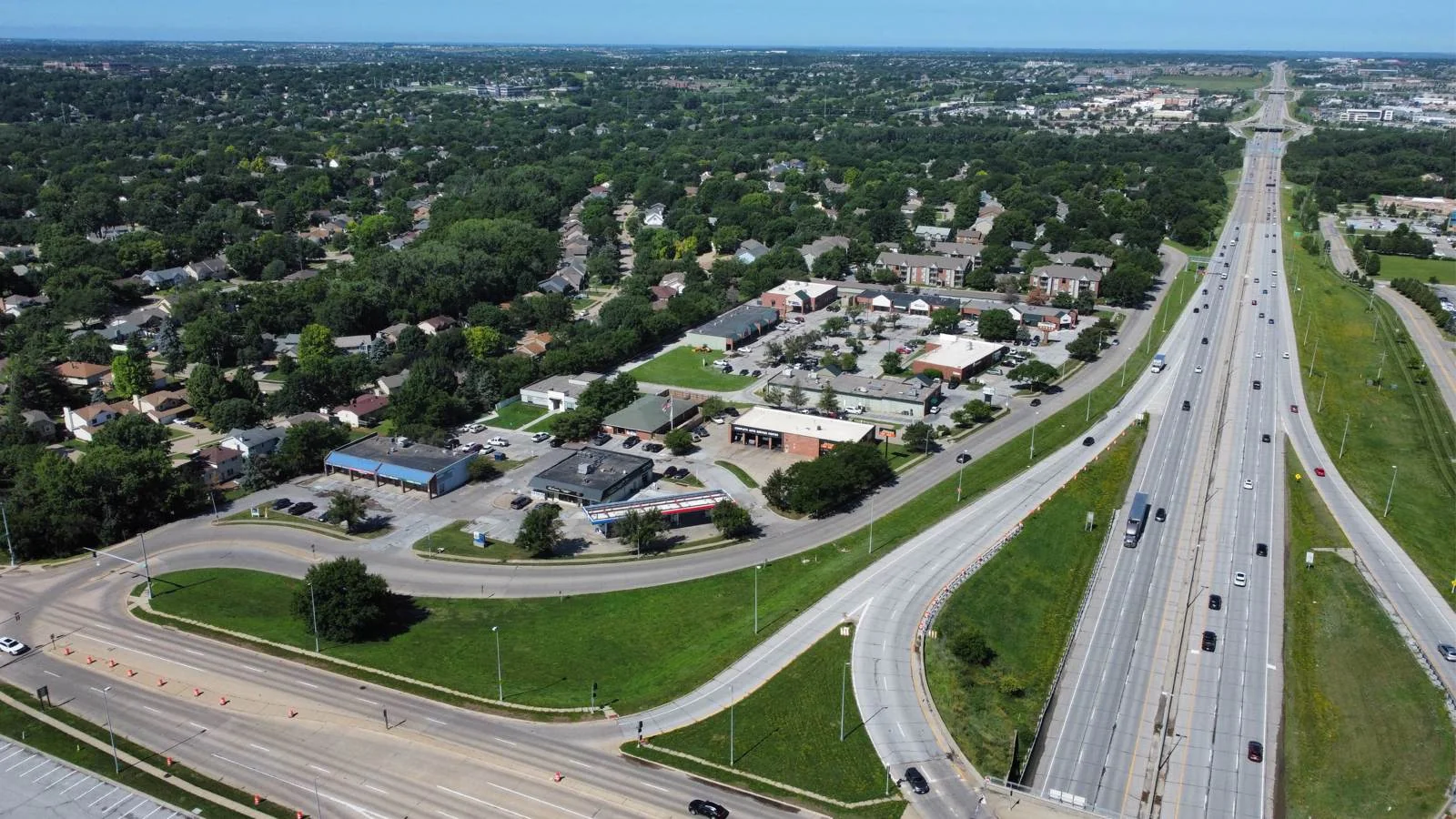 Green Fields Plaza — Lease in Omaha, NE, photo 1 of 3