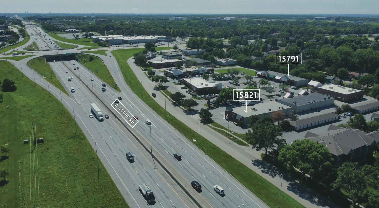 Green Fields Plaza — Lease in Omaha, NE, photo 2 of 3