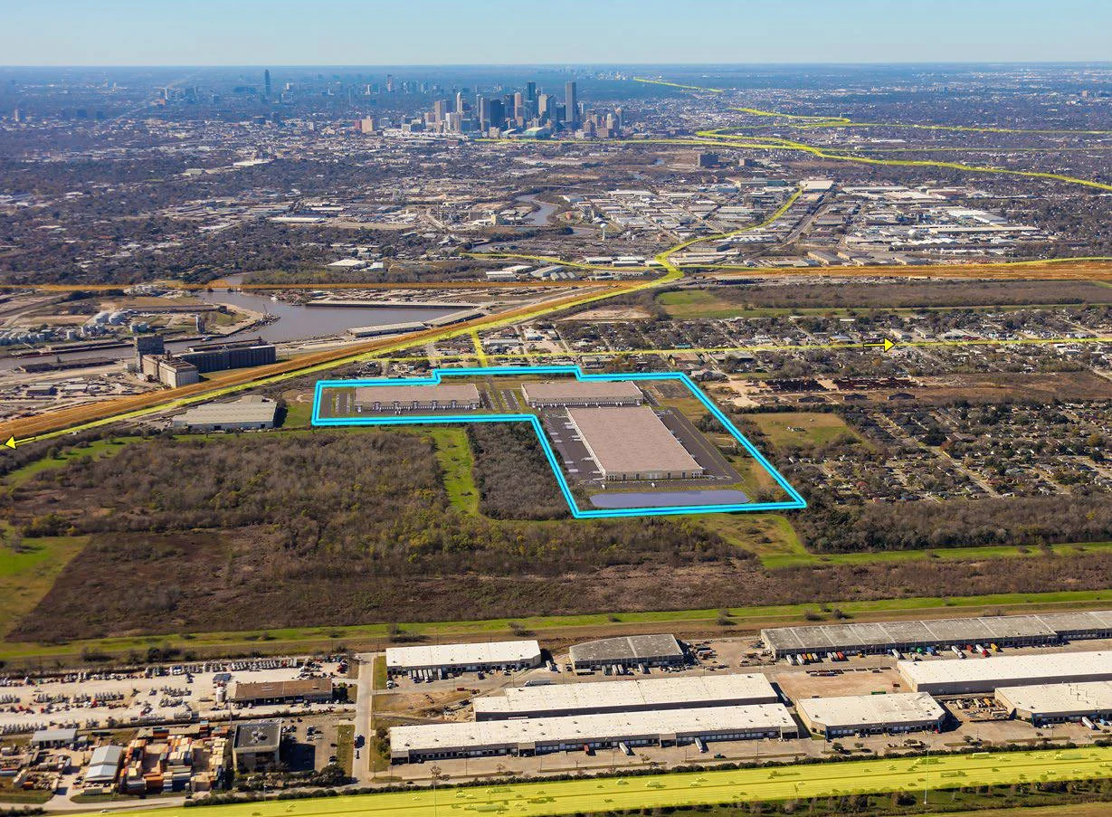Houston Tradeport — Lease in Houston, TX, photo 1 of 1