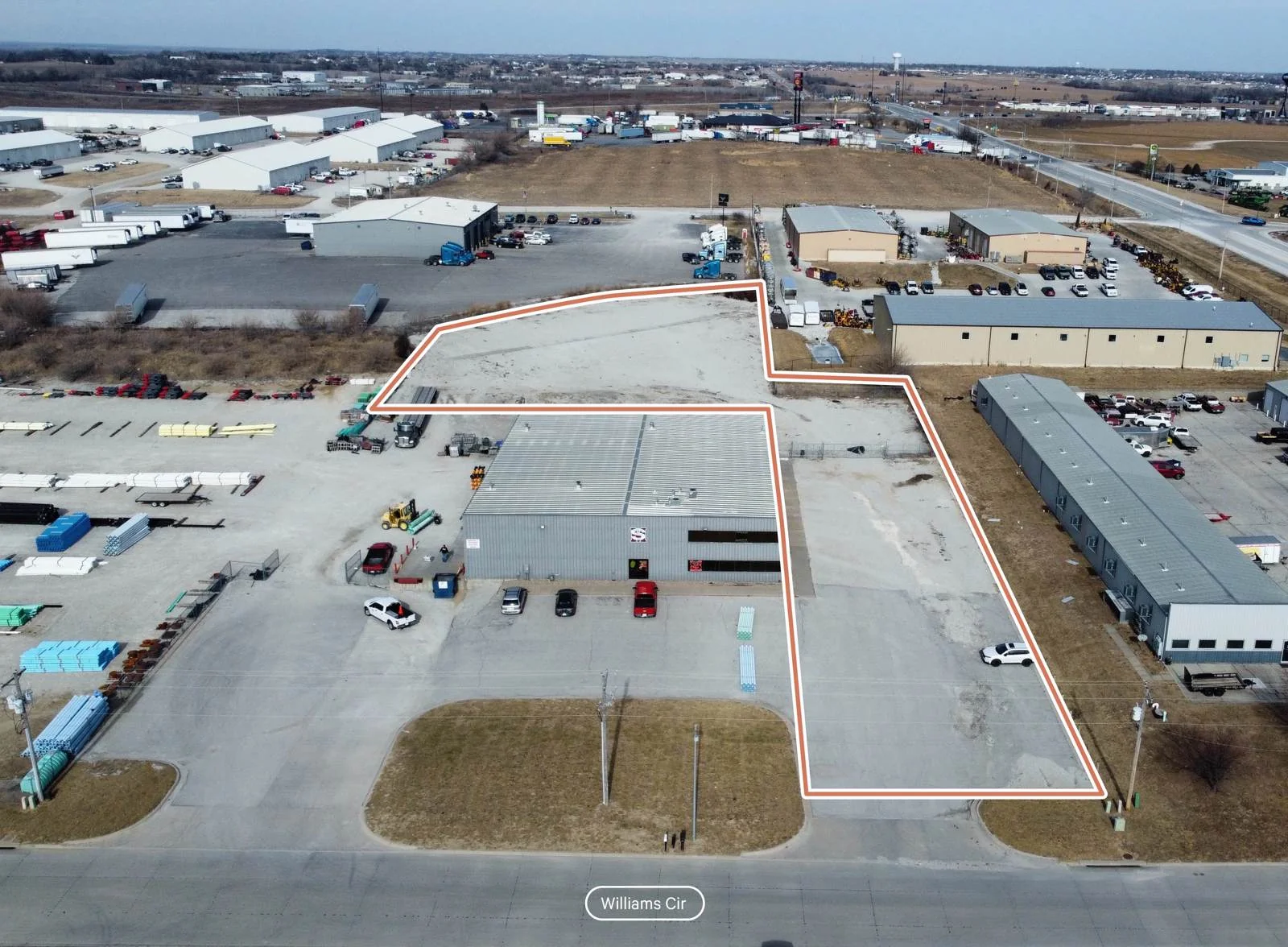 Gretna Outdoor Storage — Lease in Gretna, NE, photo 1 of 8