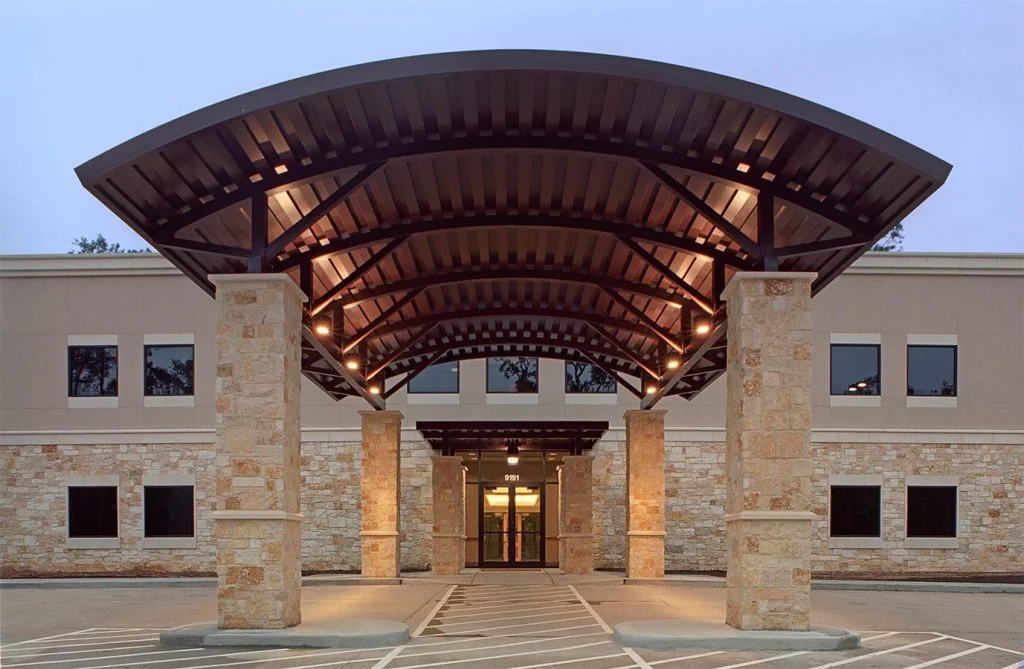 Pinecroft Medical Plaza — Lease in The Woodlands, TX, photo 2 of 4