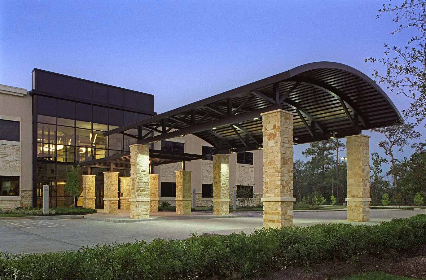 Six Pines Medical Professional Plaza — Lease in The Woodlands, TX, photo 1 of 5
