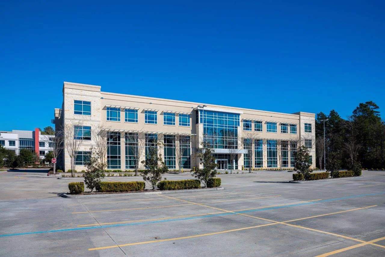 Pinnacle Professional — Lease in The Woodlands, TX, photo 2 of 3