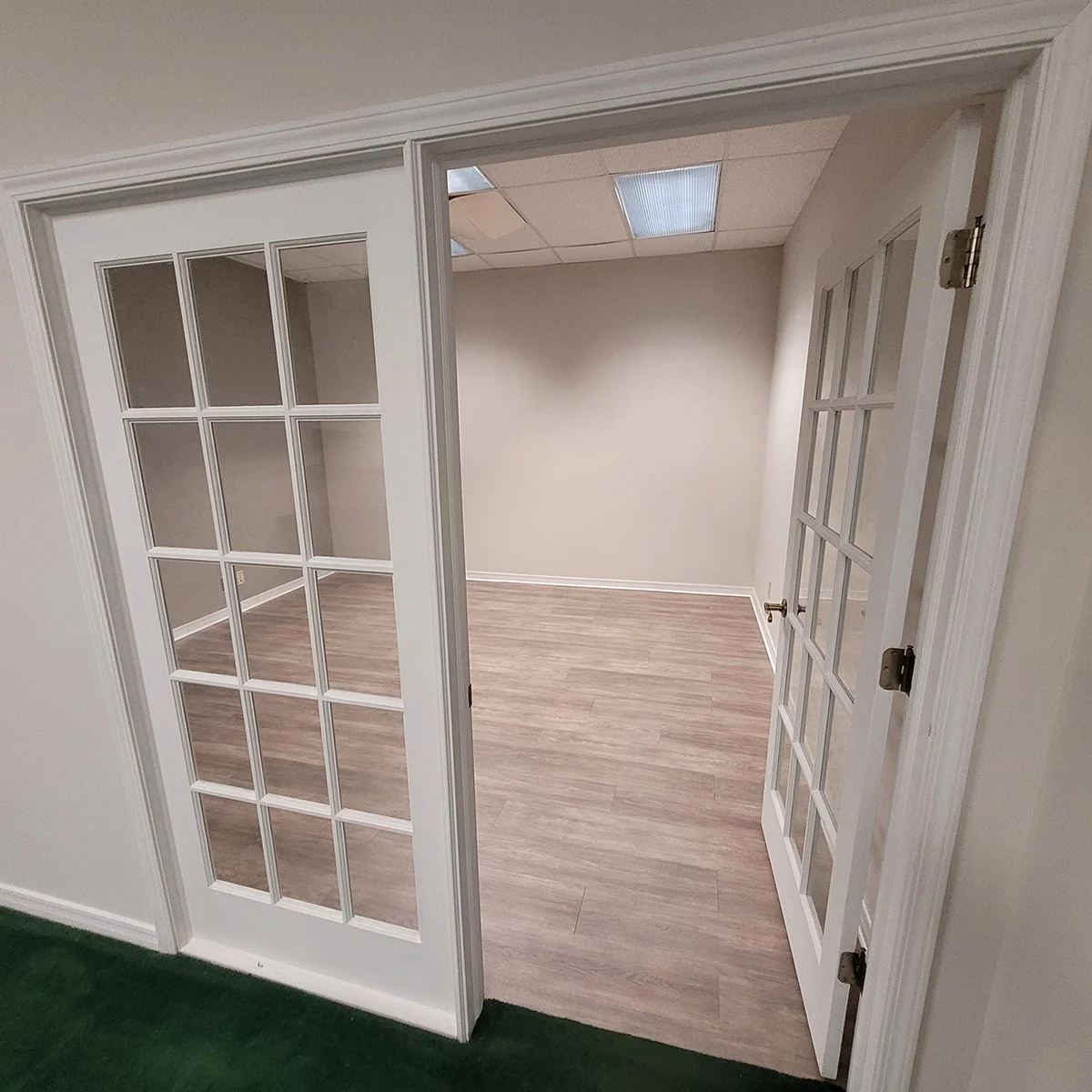 Office in Tulsa, OK — Lease in Tulsa, OK, photo 2 of 5