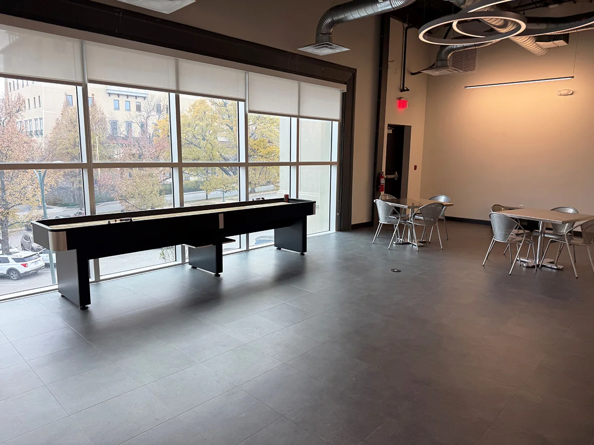 Utica Square Office Building — Lease in Tulsa, OK, photo 7 of 8