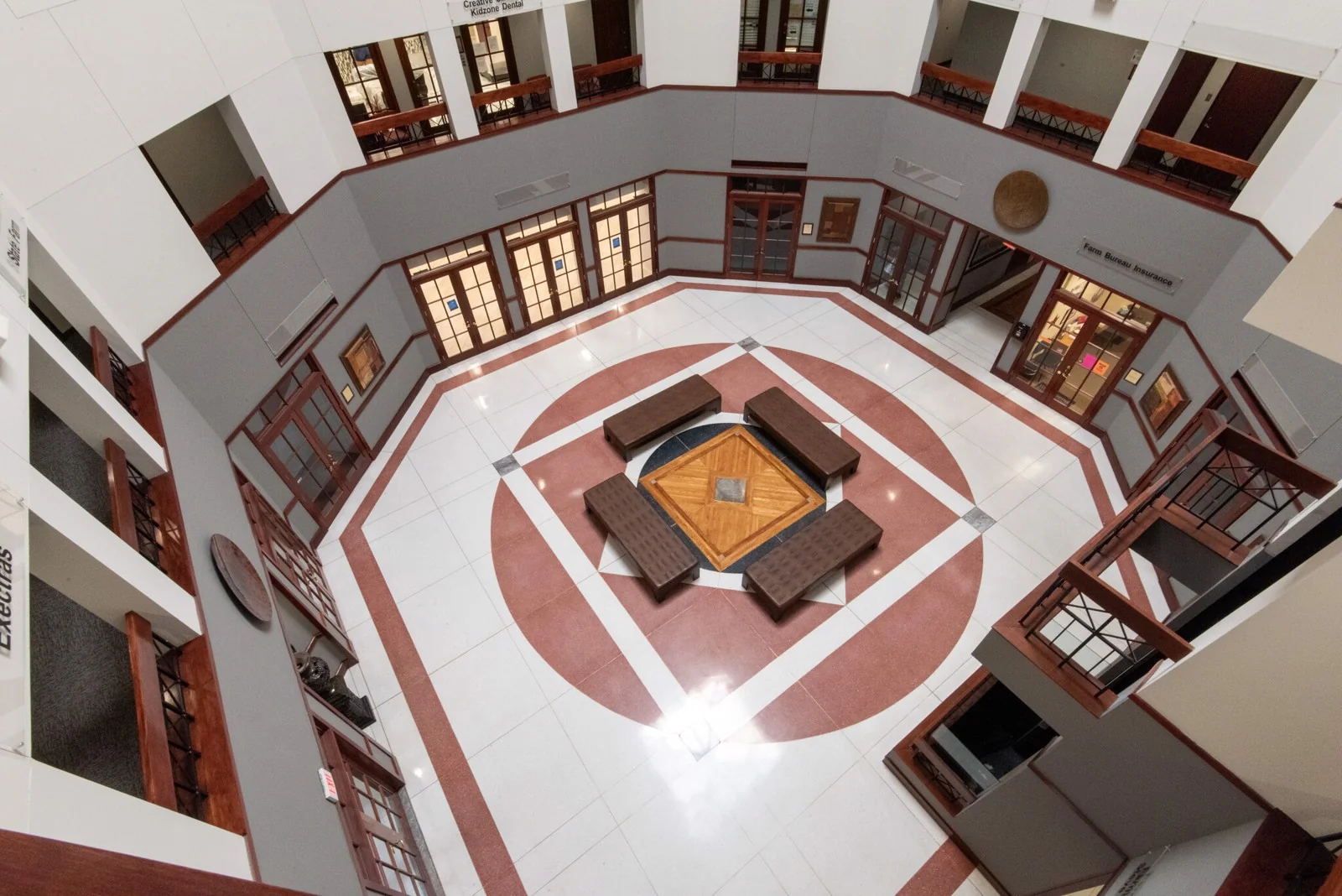 Rotunda Building — Lease in Missouri City, TX, photo 4 of 4