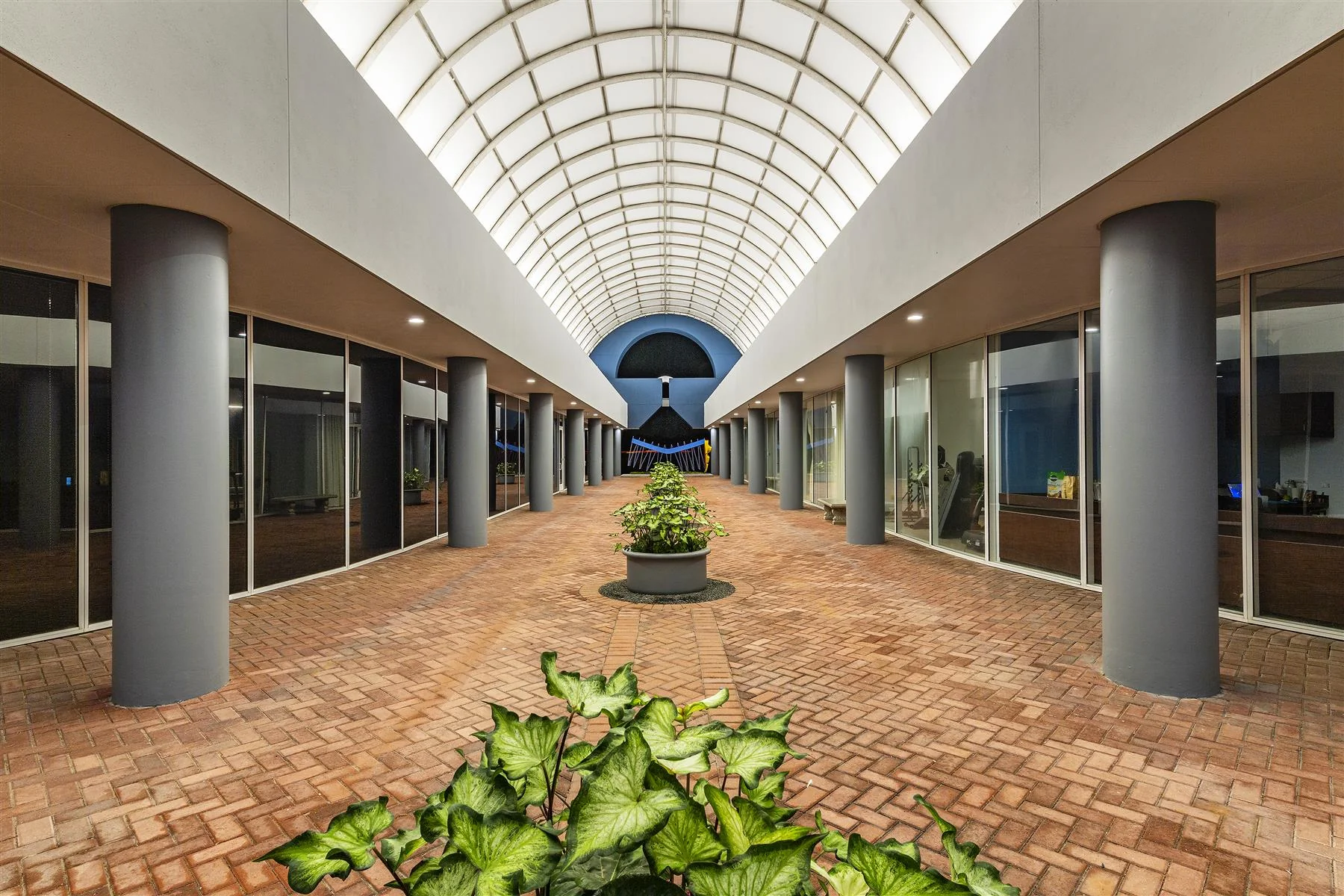 Sugar Creek Health Center — Lease in Sugar Land, TX, photo 3 of 3