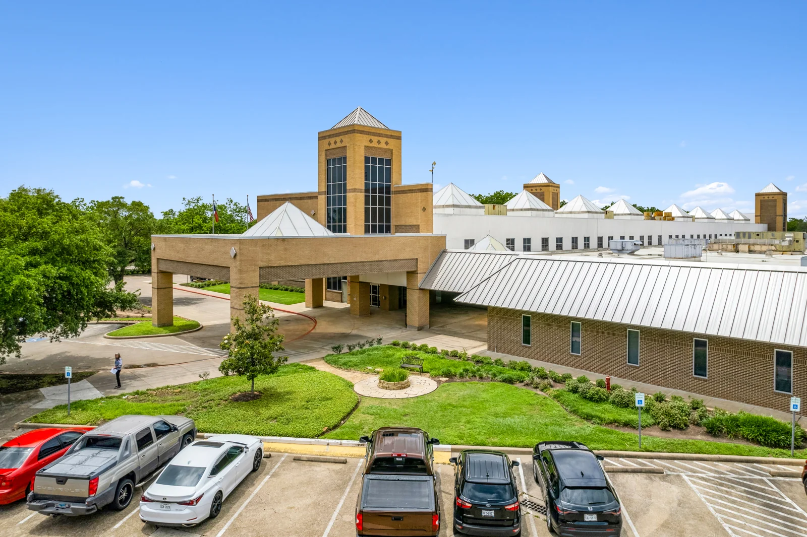 Imperial Medical Center — Lease in Sugar Land, TX, photo 4 of 8