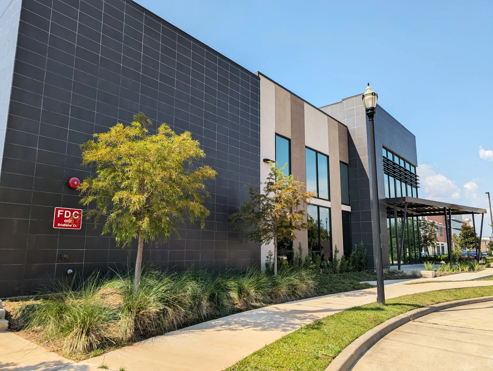 6927 Brisbane — Lease in Sugar Land, TX, photo 1 of 6